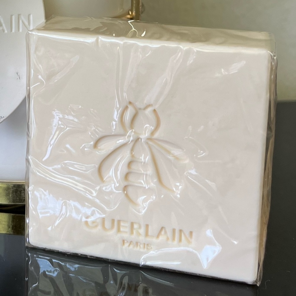 Guerlain Sapoceti Luxury Soap - Madagascan Vanilla